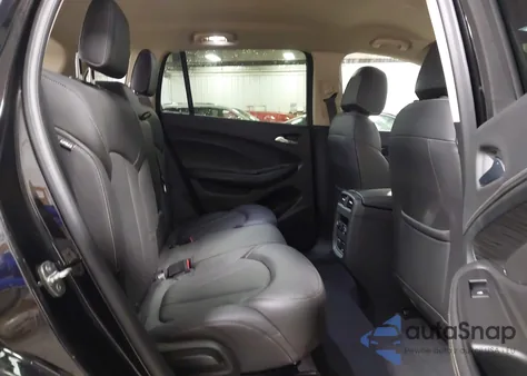 2017 Buick Envision Essence z USA, uszkodzony, nr VIN LRBFXDSA2HD085350